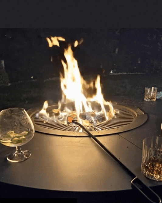 Ateş Çukuru ile Mangal ve BBQ Keyfi: Bahçeniz İçin Izgara Rehberi