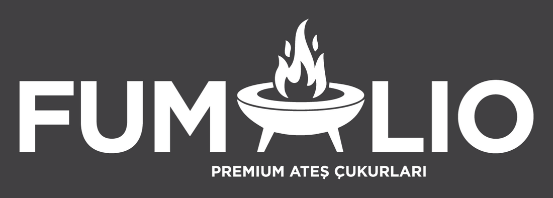 FUMOLIO marka logosu siyah beyaz kombinasyon